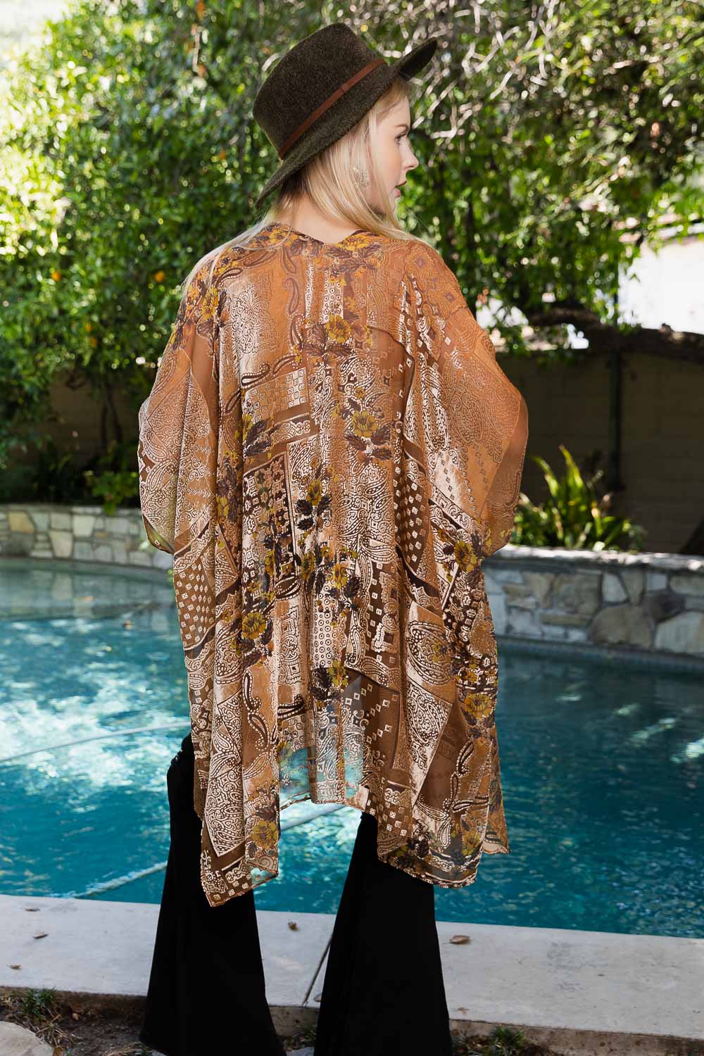 One Size Mandala Velvet Kimono from PinkyBelles Boutique